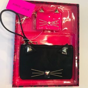 Betsey Johnson Box Set Cat Clutch and Card Holder